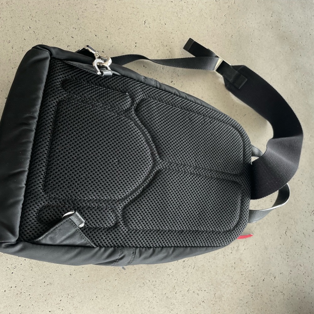 PRADA one shoulder backpack - Picture 10 of 10